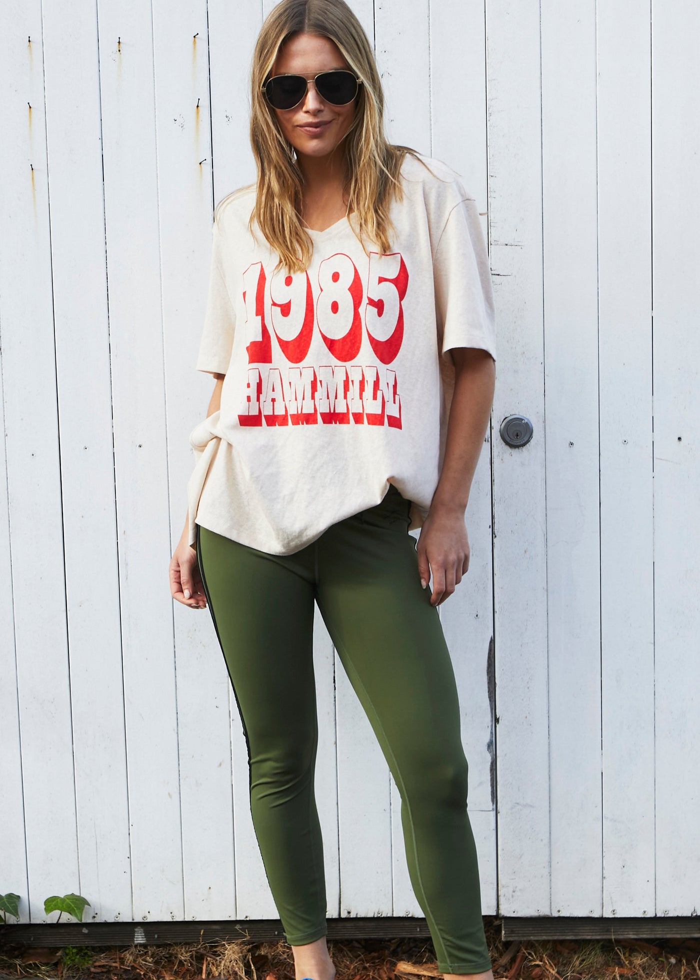 HAMMILL LOGO  V-NECK TEE - NATURAL