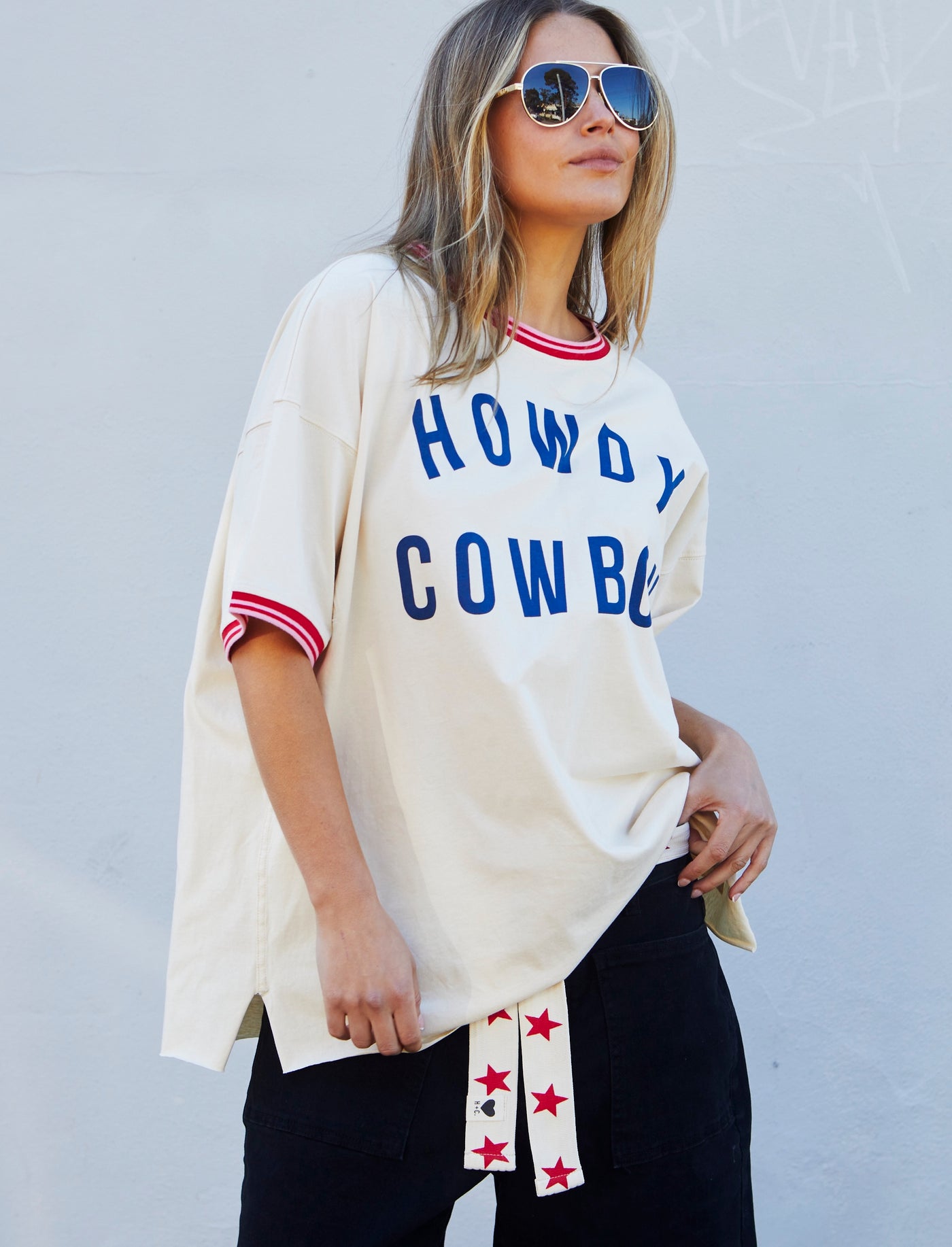 HOWDY COWBOY OVERSIZED TEE