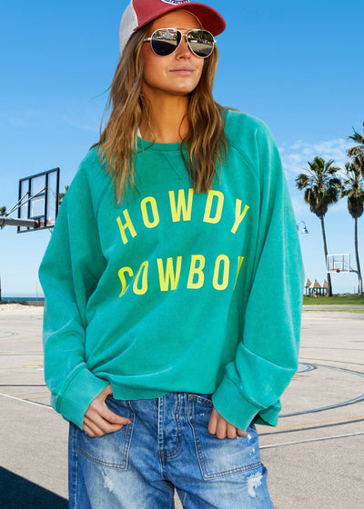 Hammill & Co wash sweats are unique, have a worn-in look and
comfortable feel. The vintage wash process involves treating the fabric to give
it a faded, slightly distressed appearance, reminiscent of well-loved garments.