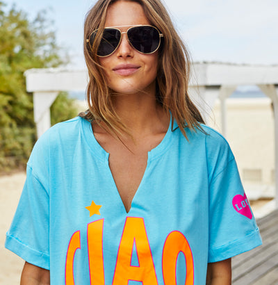 CIAO AQUA V-NECK TEE