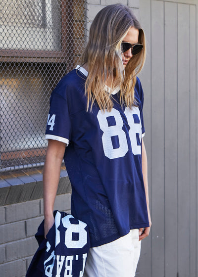 VARSITY DREAMER MESH TEE - NAVY