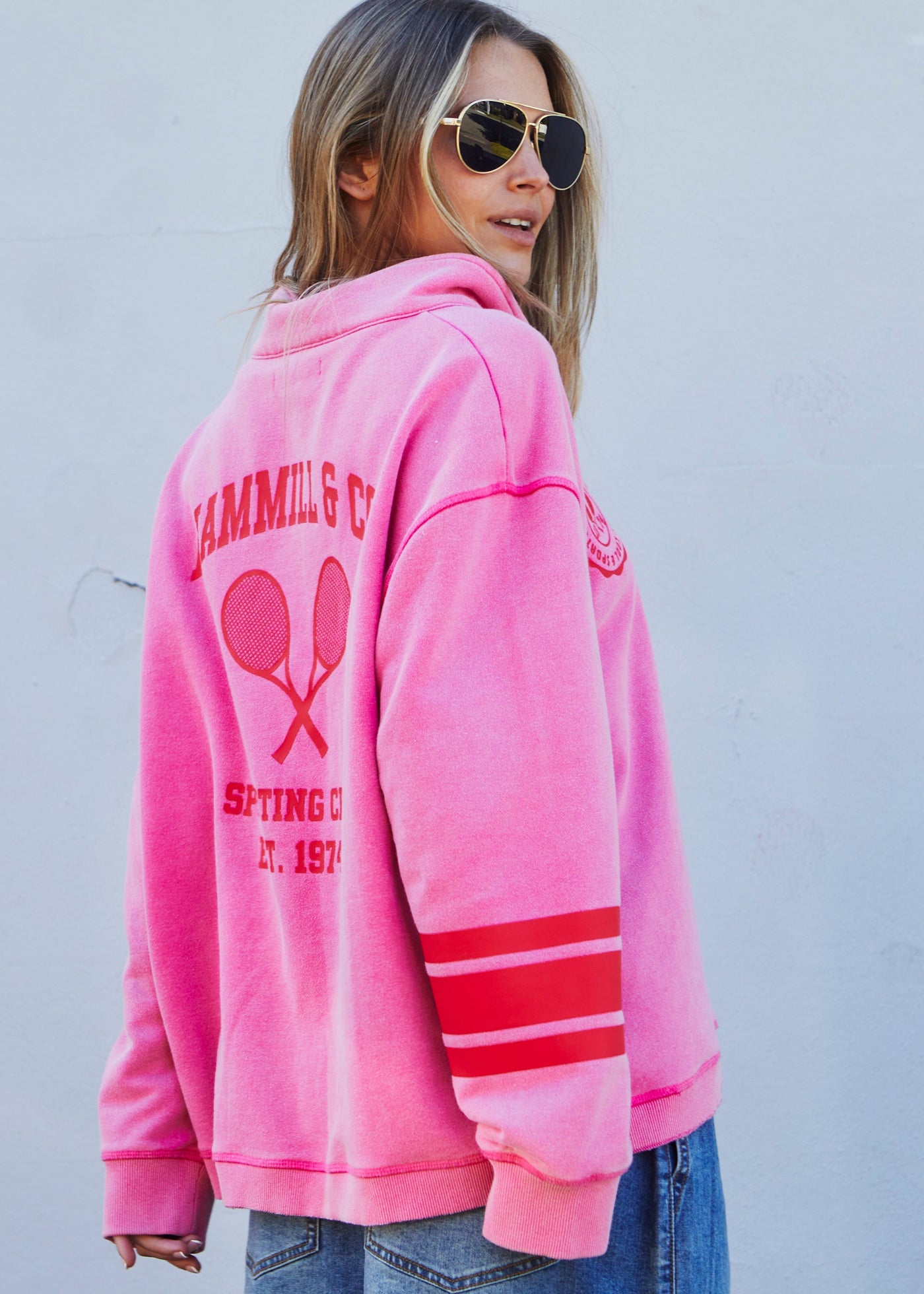 Hammill & Co Vintage wash is the feature of this sweat, soft, sun-fade tones in soft pink with highlight red print colours. Our newest best selling 1/2 zip style, which is slouchy, wider, long drop sleeves and relaxed waistband.