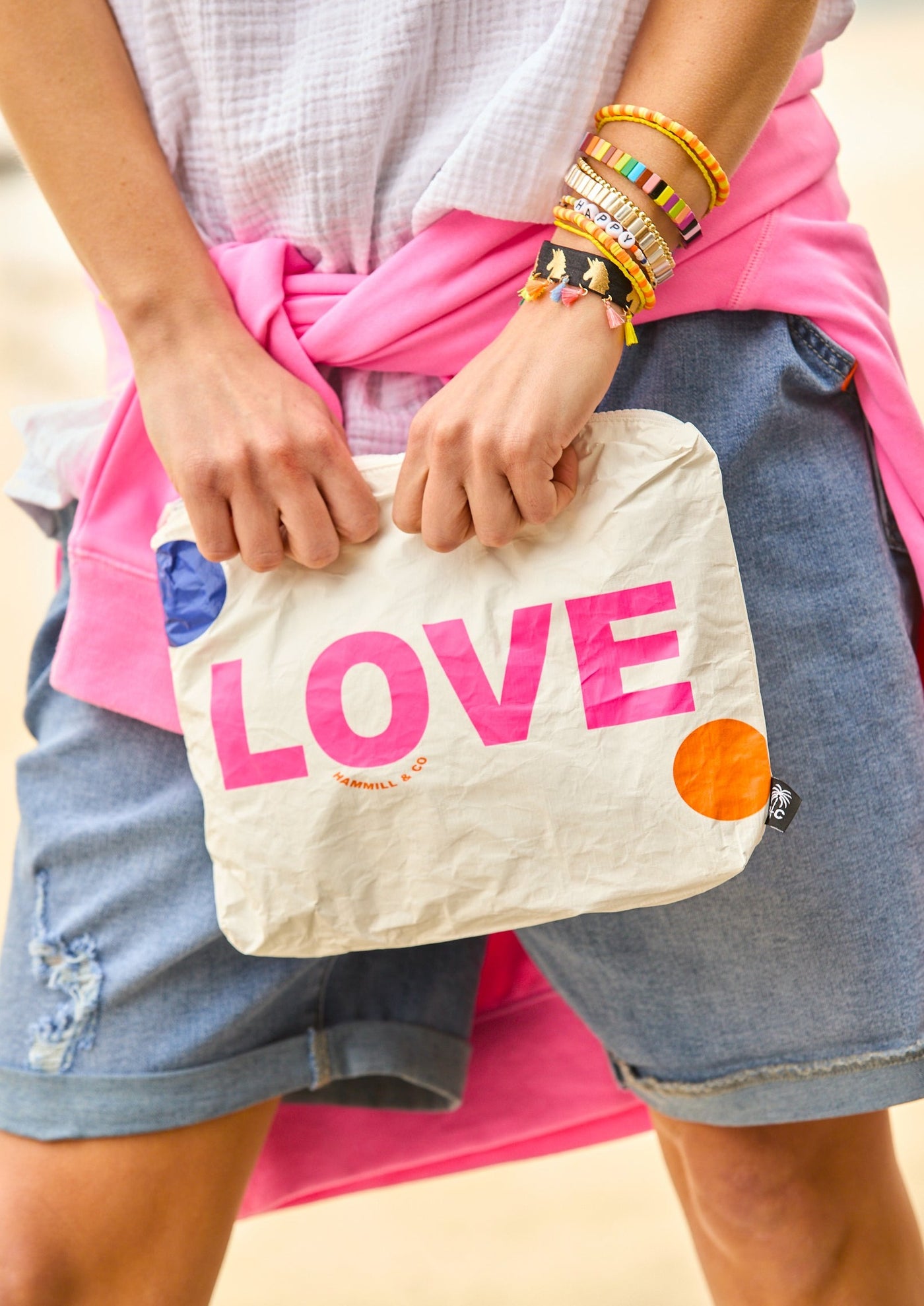 BAG: LOVE WHITE POUCH