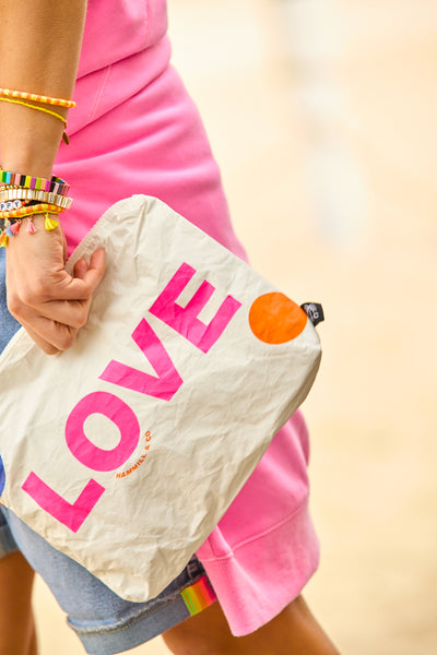 BAG: LOVE WHITE POUCH