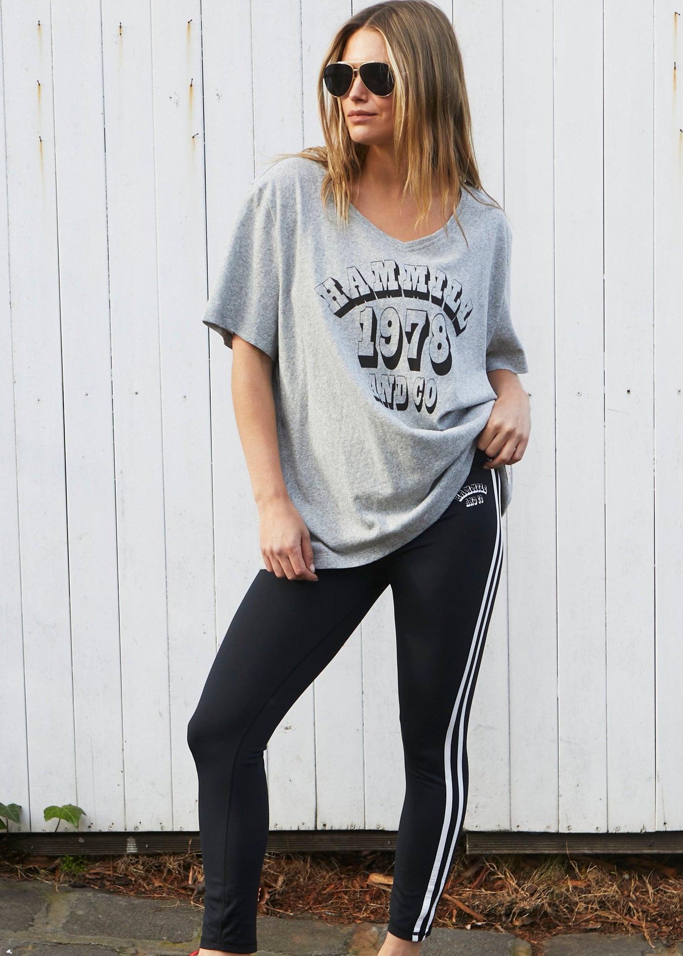 HAMMILL LOGO  V-NECK TEE - GREY MARLE